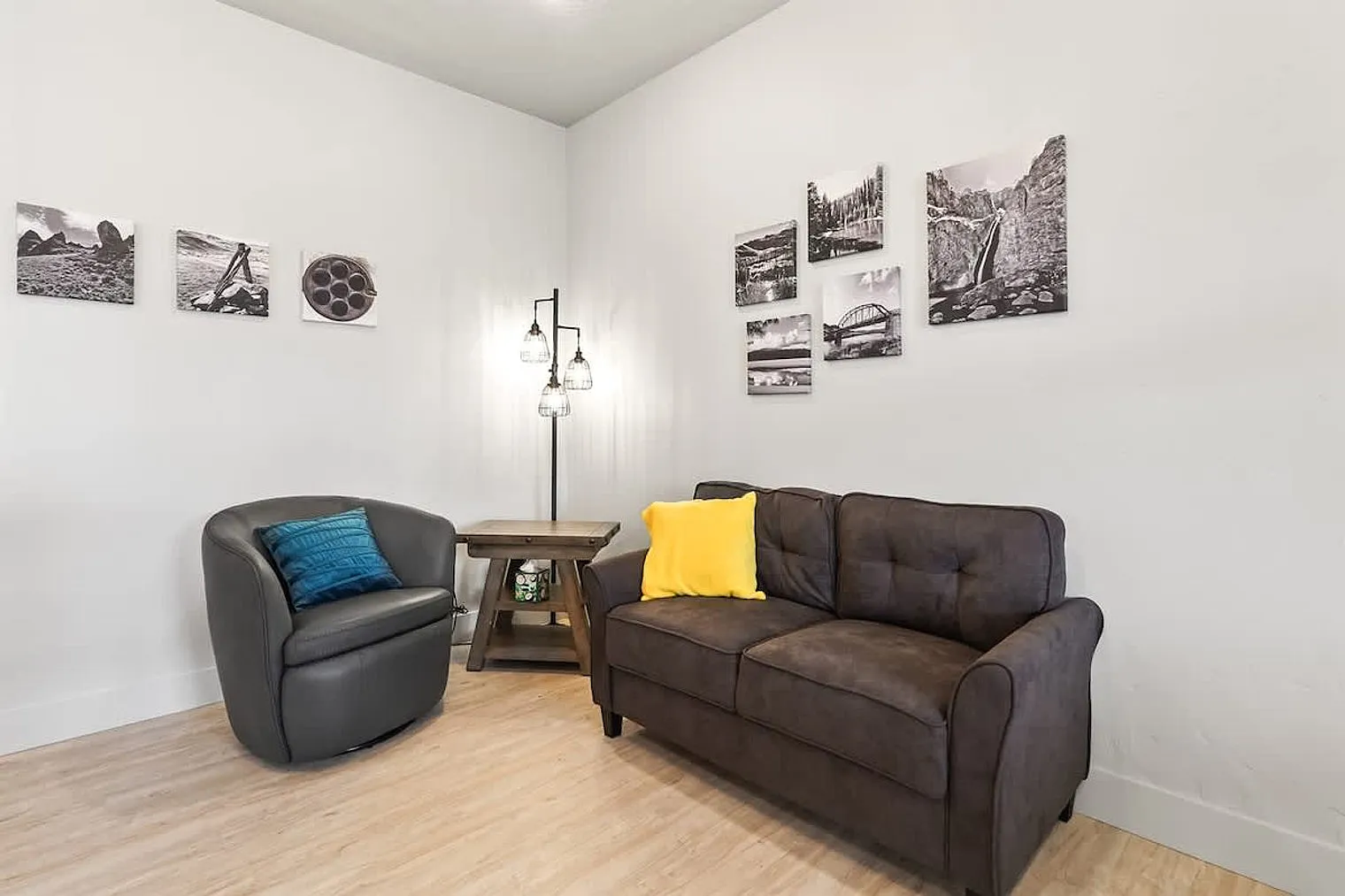 3 bed, 2.0 bath, 2292 sqft, $4,737 — Photo 3