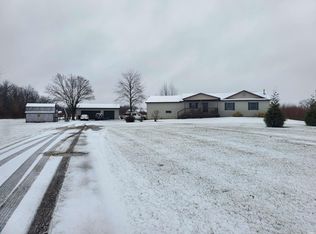 6200 N Spear Rd, Columbia City, IN 46725