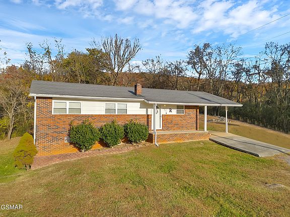 2nd image of 495 Carnation Way