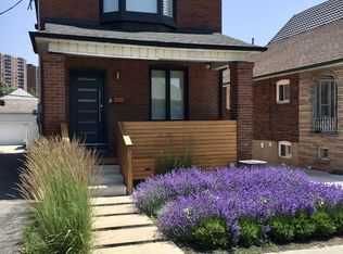215 Ennerdale Rd, Toronto, ON M6E4E1