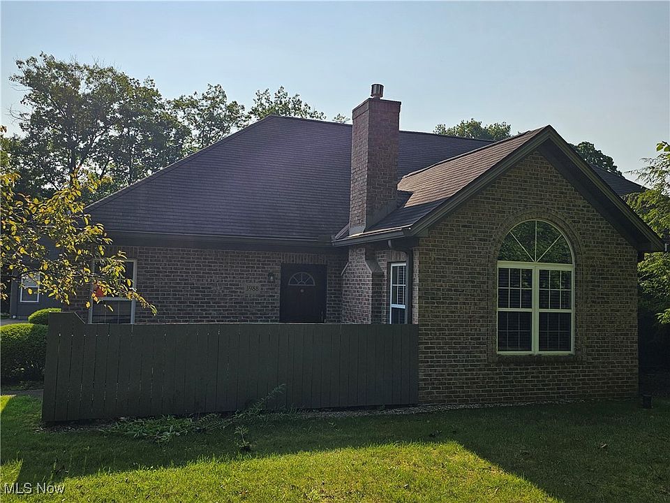 1st image of 3988 Villas Dr