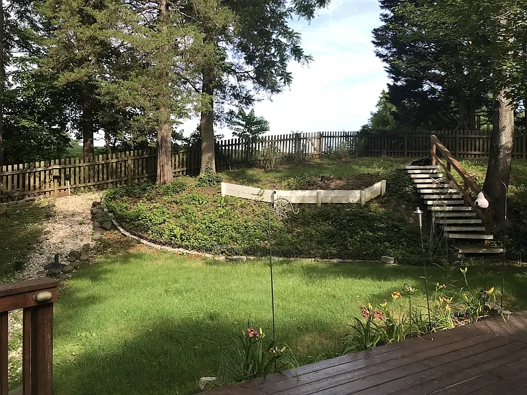 2021 State Room Dr — Photo 4
