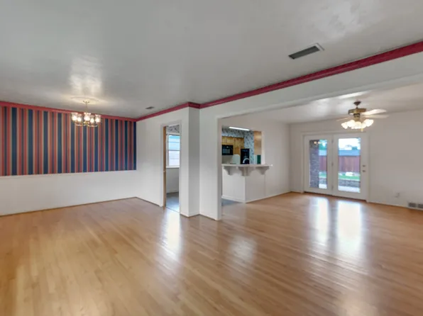 10009 Lakemere Dr, Dallas, TX 75238