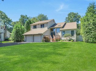 10 High St, Mahwah, NJ 07430