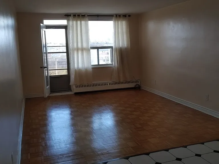 2961 Dufferin St #601 — Photo 11