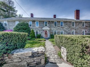 5 E Main St, Hopkinton, MA 01748