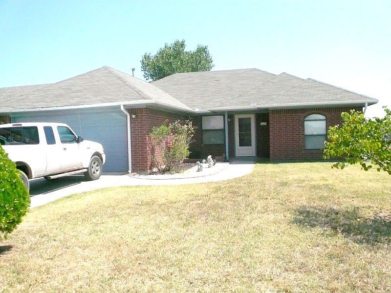 1st image of 4123 SW Parkridge Blvd