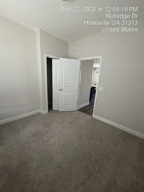 4 bed, $2,500 — Photo 3