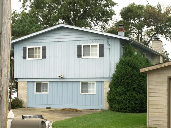 11801 N Strohs Dr, Syracuse, IN 46567