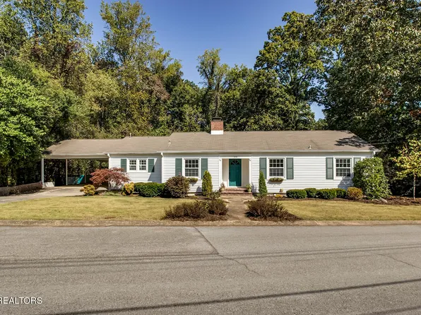 104 Decatur Rd, Oak Ridge, TN 37830