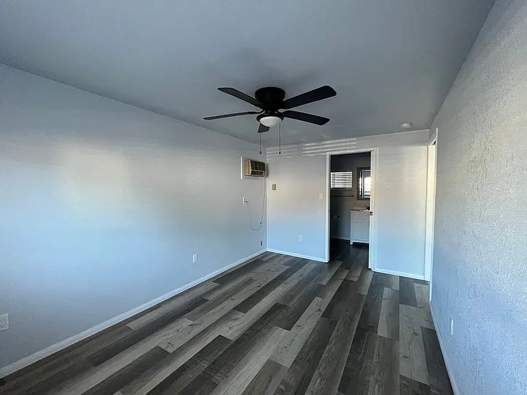 436 Hobson St — Photo 8