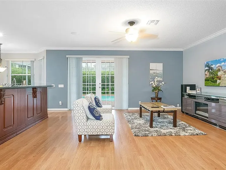1714 Royal Grove Way — Photo 9