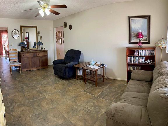 3rd image of 8913 E 39th Pl