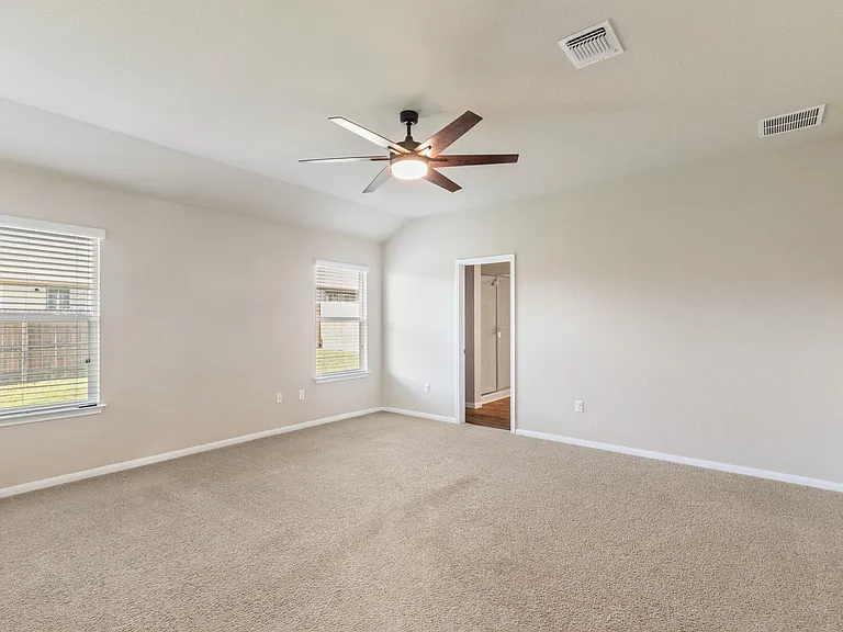 725 Liard River Rd — Photo 15