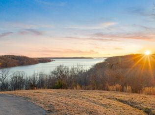 River Trace Dr, Dover, TN 37058