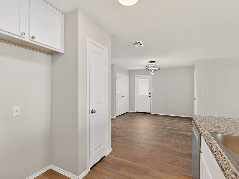 4140 Water Fall Cv — Photo 14