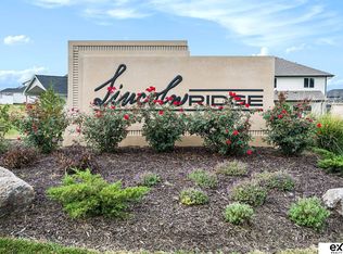 11108 S 216th Ave, Gretna, NE 68028