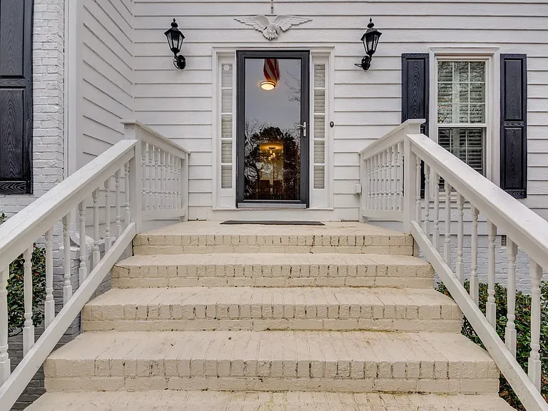2093 Breconridge Dr SW — Photo 31