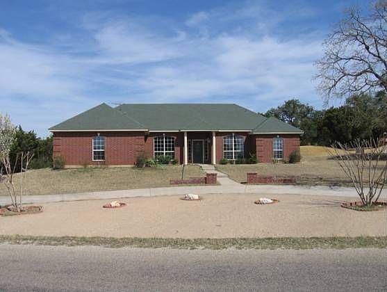 1st image of 901 Mallard Pointe Dr
