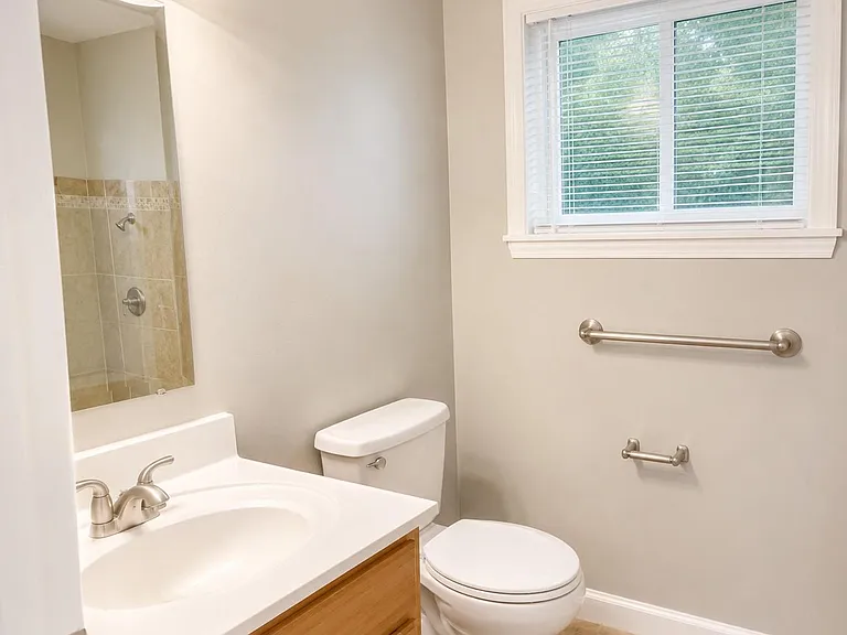 4631 Dowell Ln — Photo 12