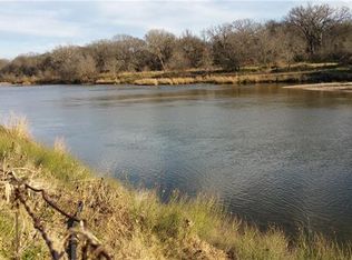 215 Bunny Trl, Mineral Wells, TX 76067