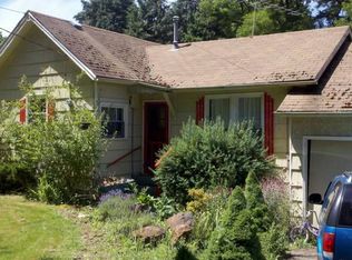 442 W Main St, Silverton, OR 97381