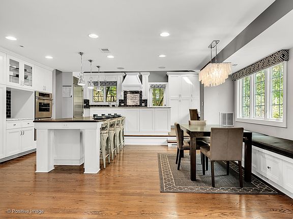2nd image of 215 S Prospect Ave