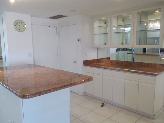 5th image of 3333 NE 34th St APT 1505
