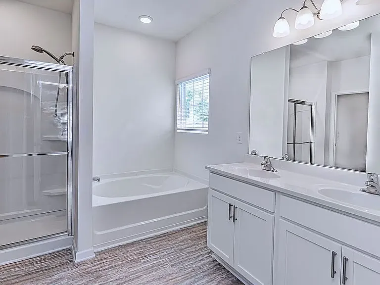 245 Hartwood Lake Ln — Photo 14