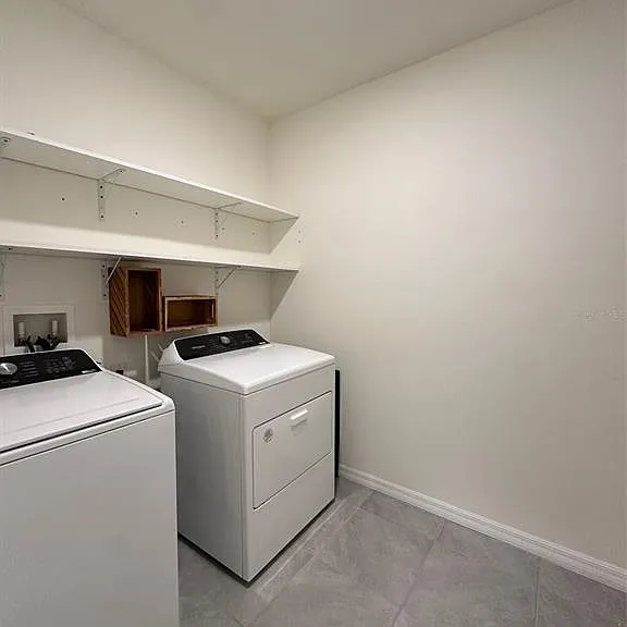 5703 Hollingworth Trl — Photo 7