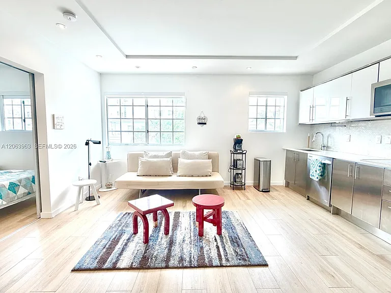 700 16th St #207 — Photo 2