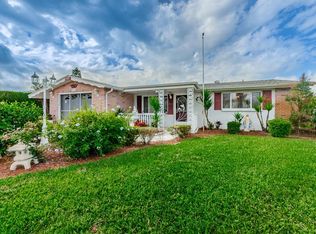 9725 Lake Chrise Ln, Port Richey, FL 34668