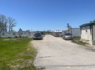 400 W Kem St, Winchester, IN 47394