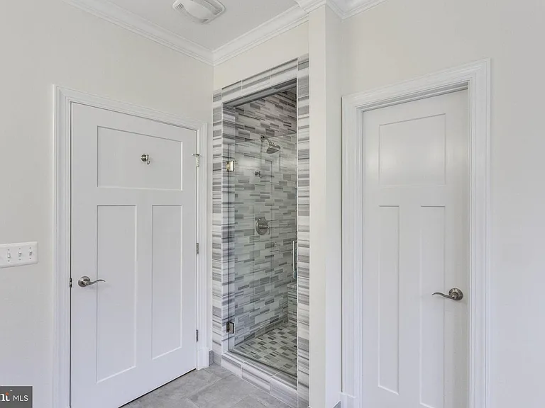 312 Pine St — Photo 13