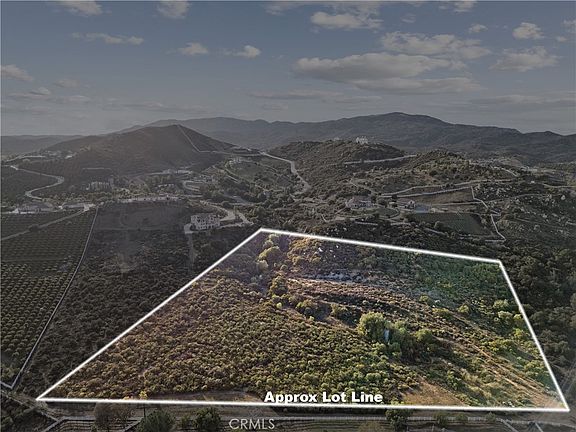 3rd image of 21903 Los Robles Rd #D