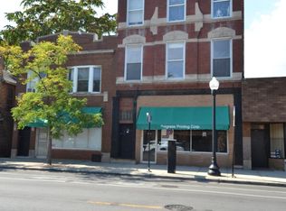 3324 S Halsted St #2F, Chicago, IL 60608