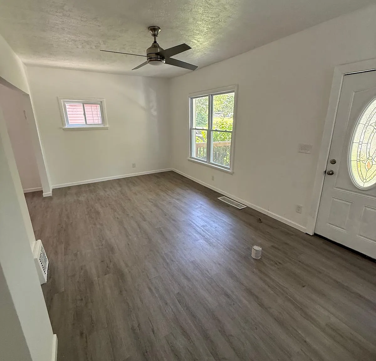 3 bed, 1416 sqft, $1,300 — Photo 3
