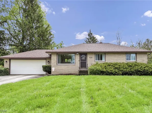 2822 Joseph Pkwy, Brunswick, OH 44212