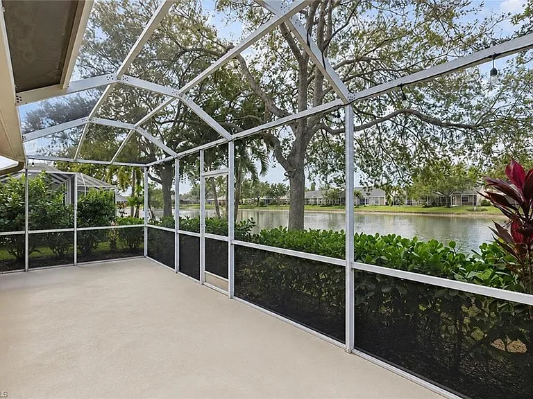 8204 Ibis Cove Cir #B-212 — Photo 25