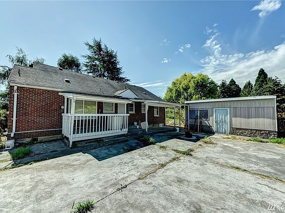 3rd image of 5721 52nd St E