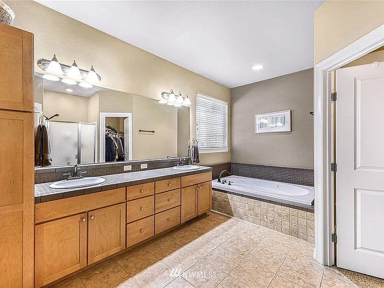 4421 Marionberry Ct — Photo 6