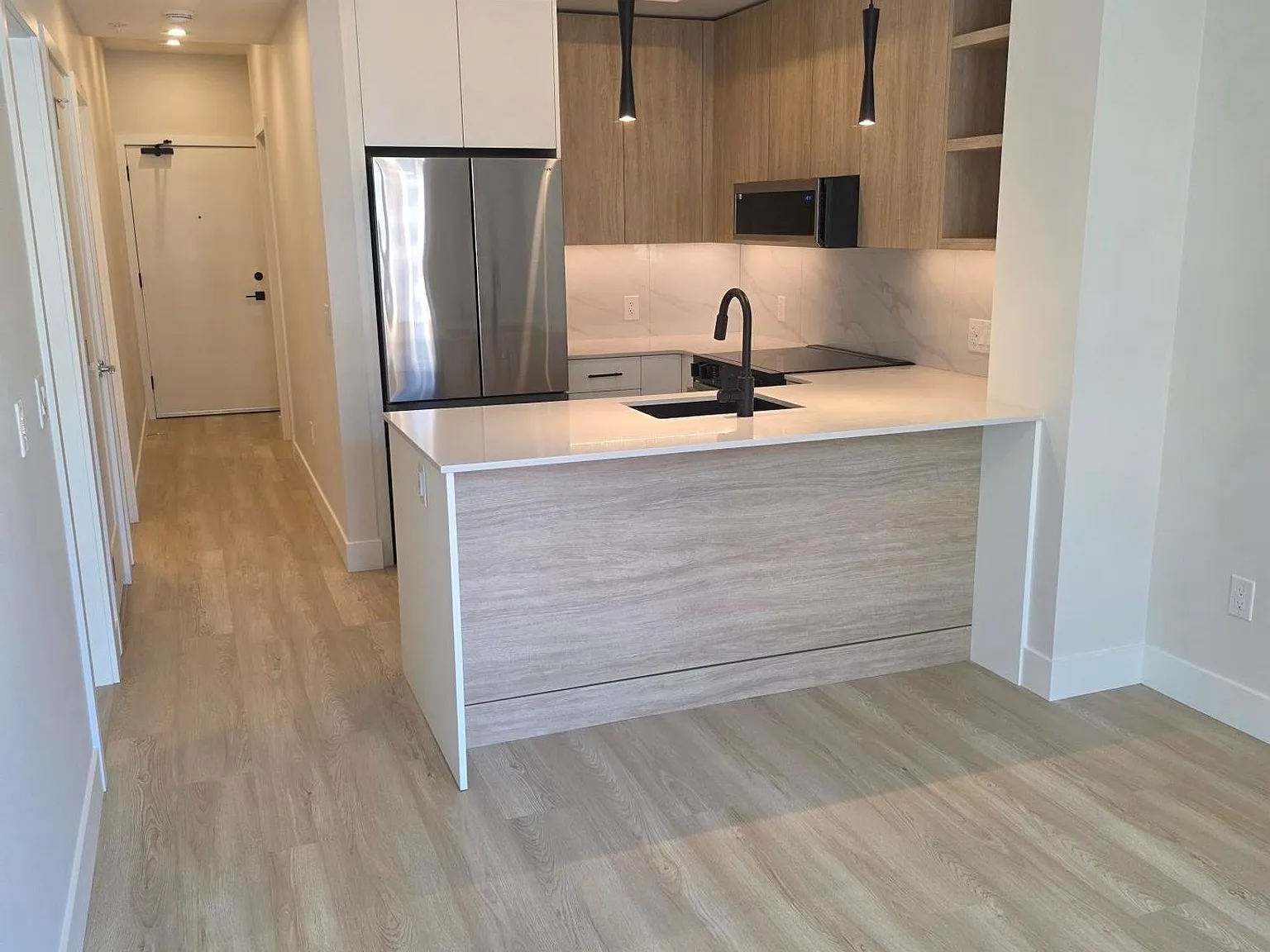 34395 Gladys Avenue Abbotsford — Photo 1