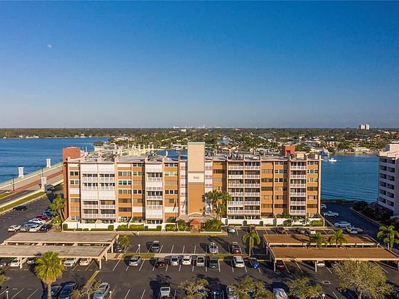 2nd image of 500 Treasure Island Cswy APT 109