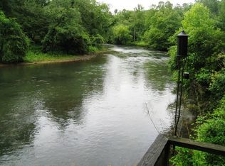 25 Tree Top Ter, Murphy, NC 28906