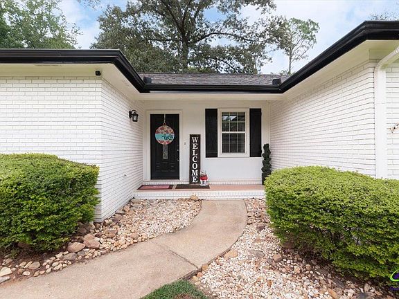4th image of 214 Forest Mill Dr