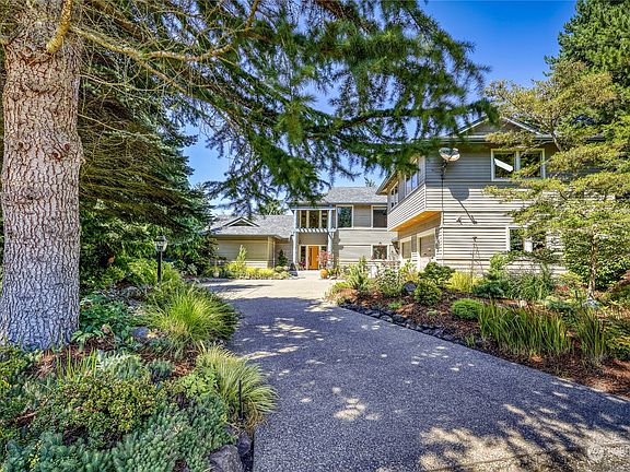 2nd image of 82 Driftwood Court