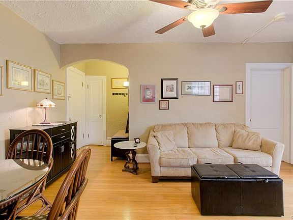 5th image of 2810 Kensington Ave #U15