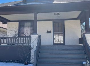 2539 Birdsall St, Blue Island, IL
