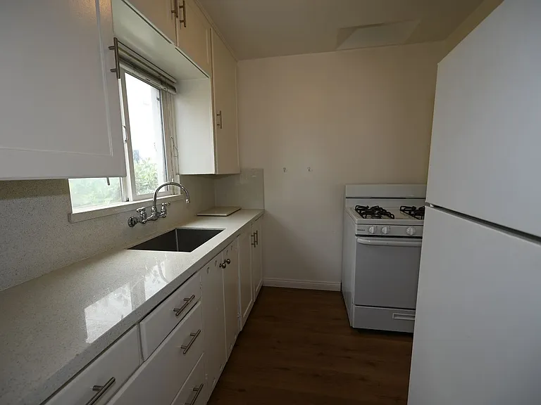 1609 Diamond St #11 — Photo 7