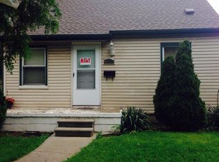 6912 Pelham Rd, Taylor, MI 48180